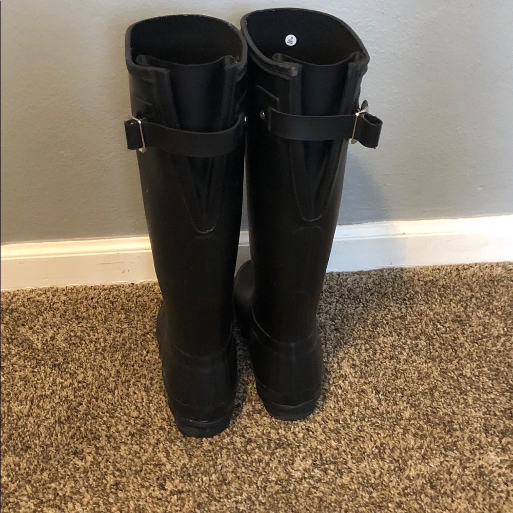 Hunter Boots size 6–barely worn